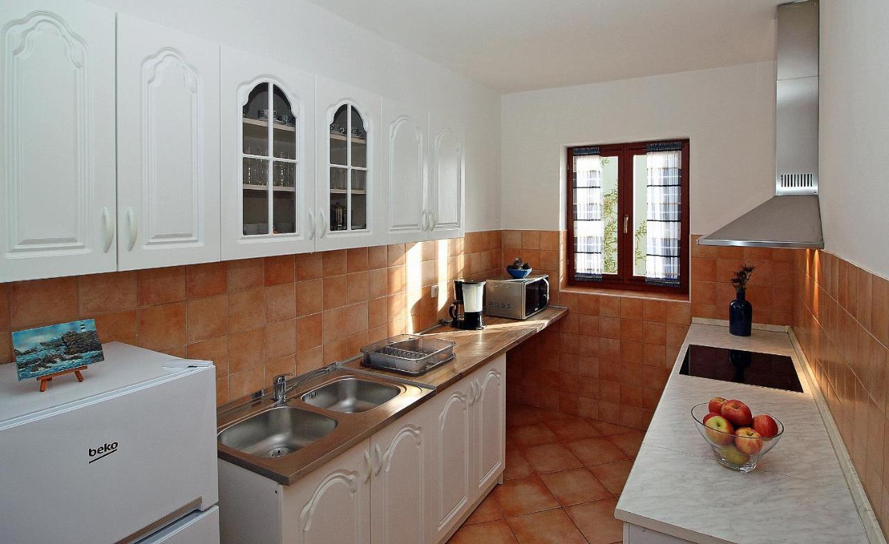 Apartments With A Parking Space Rabac, Labin - 7429 ภายนอก รูปภาพ